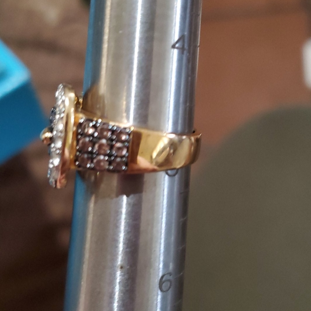 Ring - Picture 3 of 3